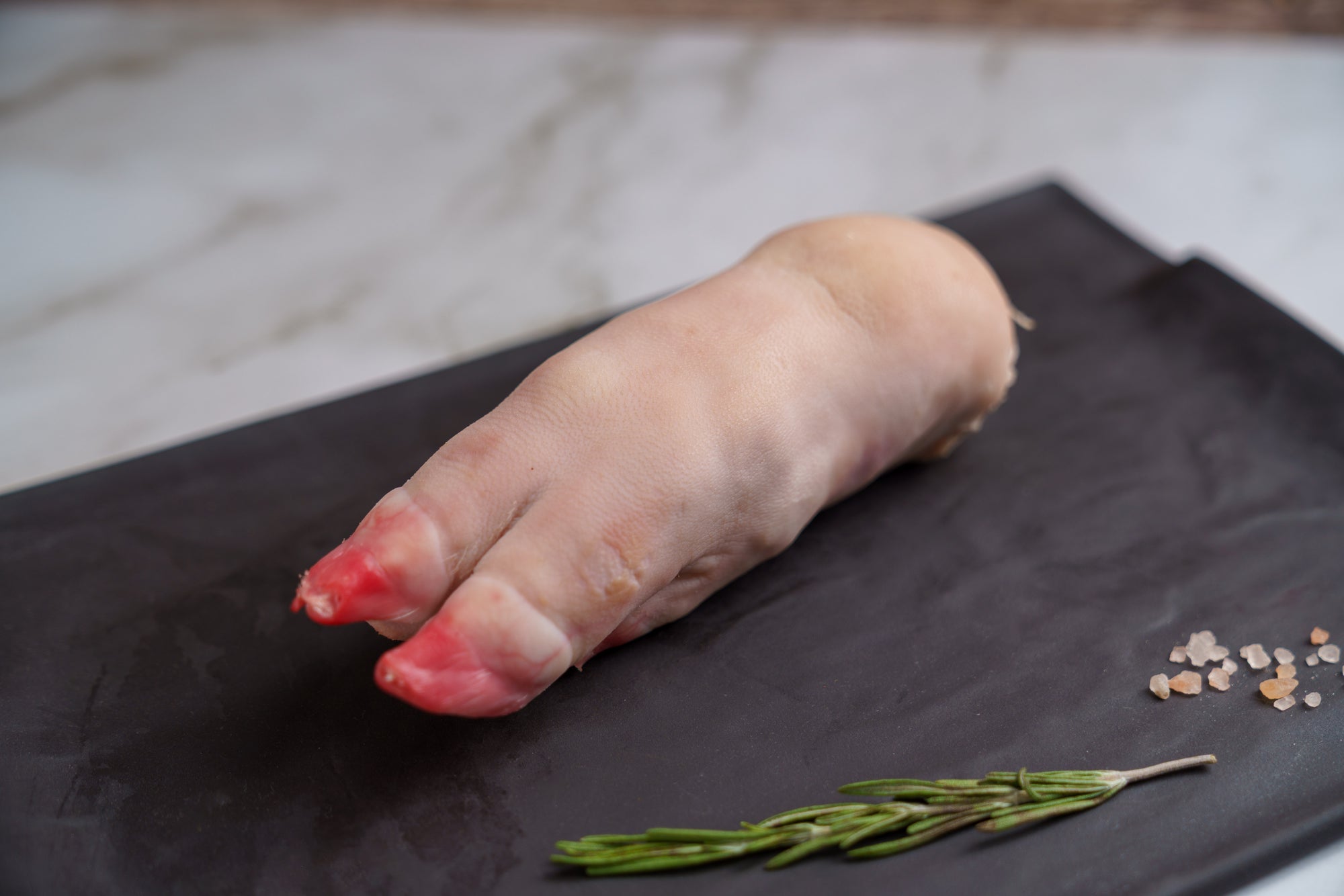 Mans / Peus de porc