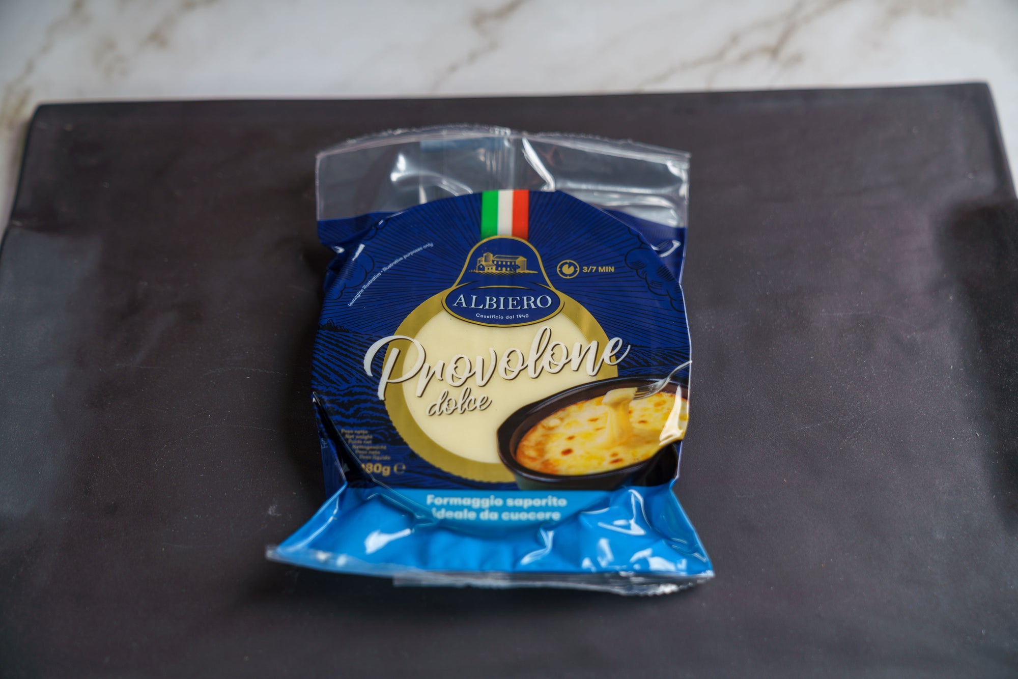 Formatge Provolone
